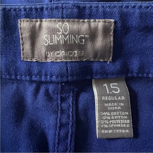 Chico's SO SLIMMING Blue Cropped Pants Size 1.5 Regular US 10 - Picture 3 of 4